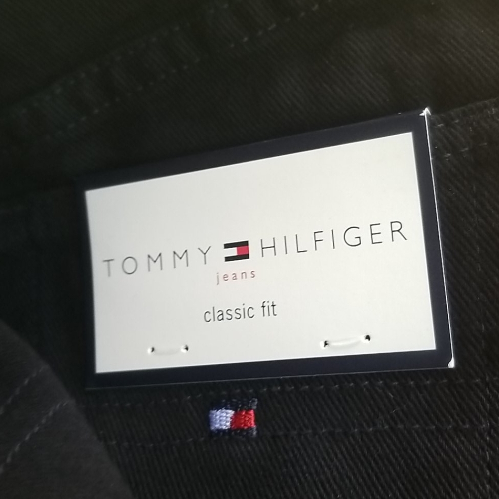 Tommy hilfiger size 4L NEW jeans